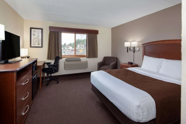 غرفة بسرير كوين، Americinn By Wyndham Ironwood 1/4