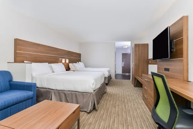 جناح، Holiday Inn Express Suites Ogallala 4/5