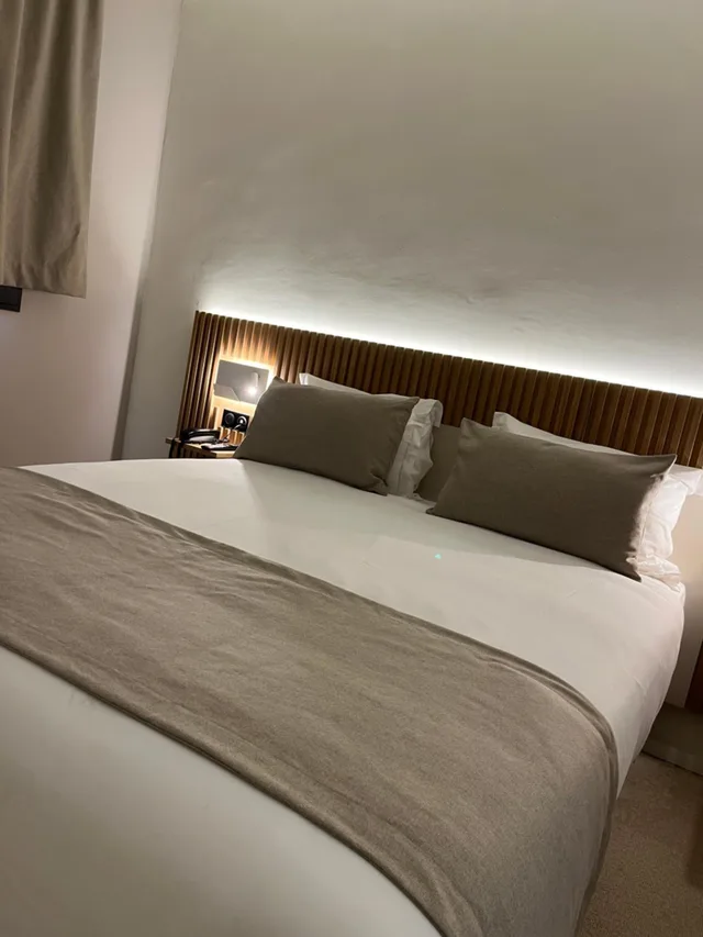 غرفة ثلاثية، The Originals Le Relais D Aubagne 1/9