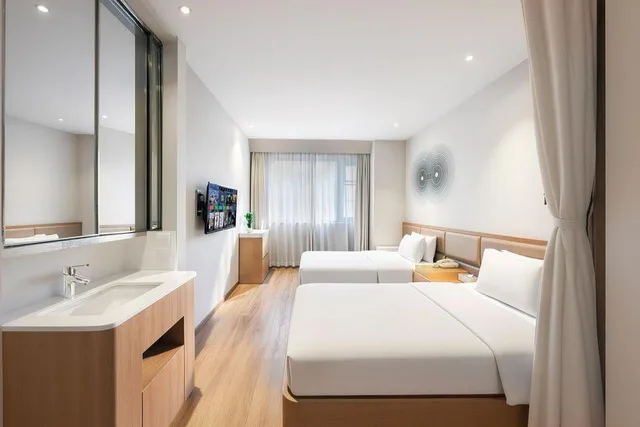 غرفة بسريرين منفصلين، Gold Star Hotel Nanjing 1/1