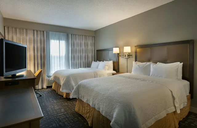 غرفة بسريرين كوين، Hampton Inn Suites Charlotte Pineville 1/2