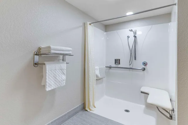 Room, King Bed, Accessible, Best Western Cordelia Inn 5/5