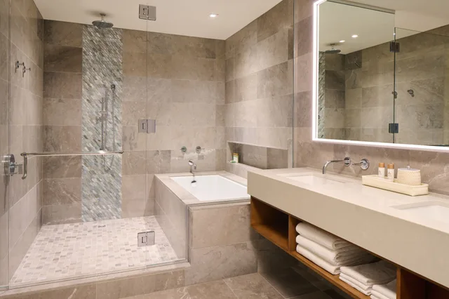 فيلا بسريرين كينج وسرير بطابقين بإطلالة على البحر بـ3 غرف نوم، Andaz Maui at Wailea Resort A concept by Hyatt 4/4