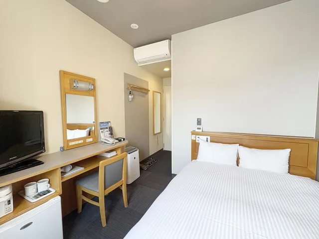 غرفة بسرير نصف مزدوج للمدخنين، Hotel Route Inn Nago 1/2