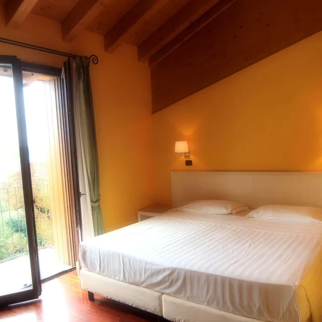غرفة بسرير مزدوج أو سريرين منفصلين، Hotel Ristorante Vecchia Riva 1/10