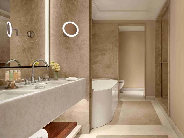 جناح جونيور بإطلالة على المدينة، Beau Rivage Geneve 2/2