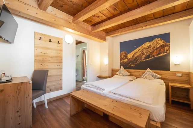غرفة اقتصادية بسرير مزدوج أو سريرين منفصلين بإطلالة على الجبل، Hotel Villa Adria B And B 8/10