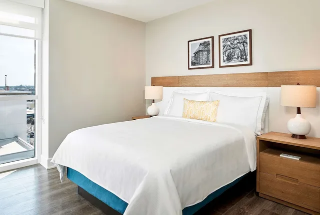 3 Bedrooms, Suite, 2 King Beds, 2 Queen Beds, Ocean Front, Sofa، Hilton Grand Vacations Club Ocean Enclave Myrtle Beach 3/4