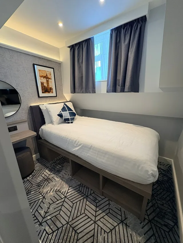 غرفة بسرير فردي، Comfort Inn London - Westminster 4/9