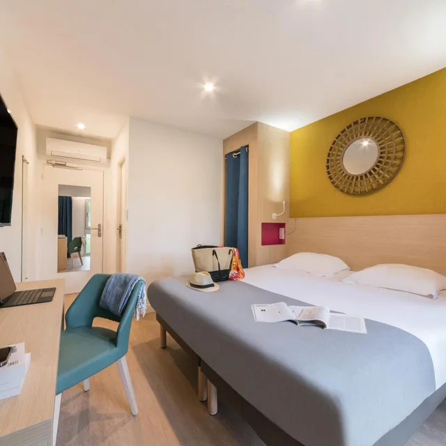 غرفة بسرير مزدوج، Club Belambra L Isle sur la Sorgue Mousquety 3/5