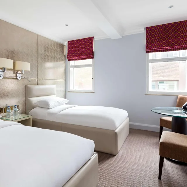 غرفة سوبيريور بسرير مزدوج أو سريرين منفصلين، Radisson Blu Edwardian Mercer Street Hotel 1/5