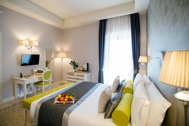 جناح تنفيذي، San Gemini Palace 2/7
