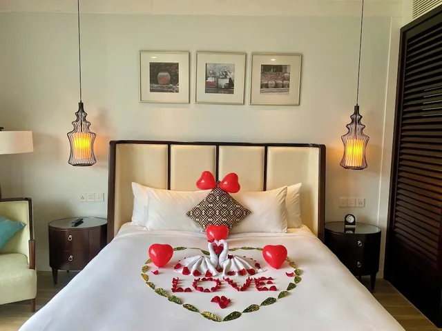 Deluxe, King Bed, Golf Course View, Montgomerie Links Hotel & Villas 1/5