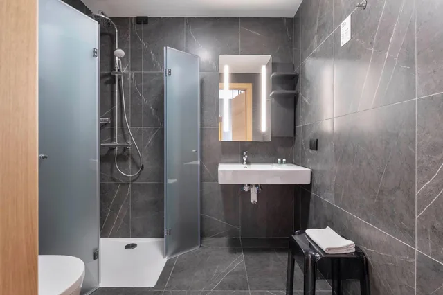 Room, Double or Twin Bed, B&b Hotel Genova City Center 1/1