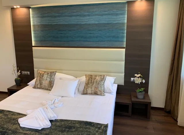 Deluxe, Double Bed, with Extra Bed, Attic، Villa Volgy 3/6