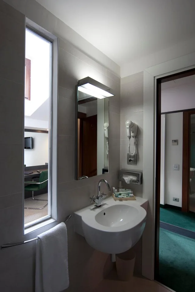 Room, Double or Twin Bed, Arli Hotel Business And Wellness 4/4