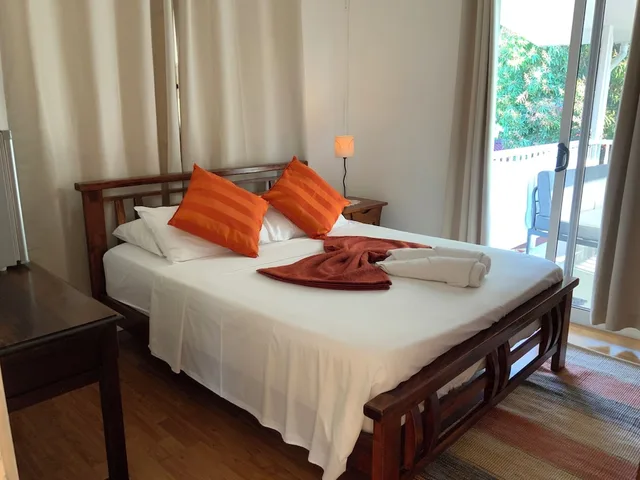 غرفة بسرير كوين بإطلالة على الجبل، The Orchard Self-Catering Villa 2/5