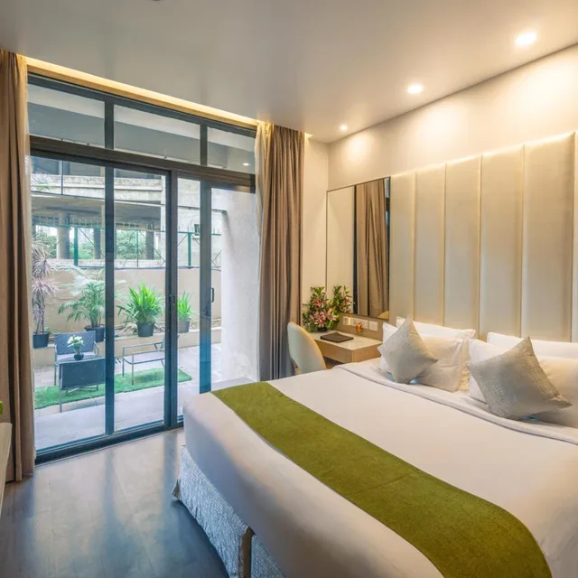 غرفة بريميوم بشرفة، Sarovar Portico Outer Ring Road Bengaluru 1/6