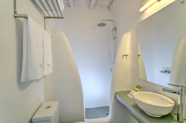 Junior Suite, Side Sea View، Senses Luxury Villas & Suites 3/3