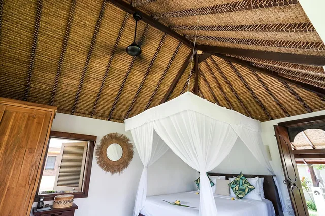 Bungalow, Palm View، Pondok Santi Estate 4/10