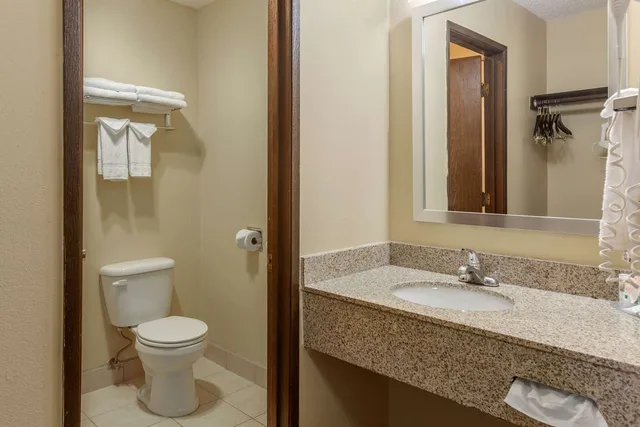 غرفة بسريرين كوين، Quality Inn Ontario, OR 3/3