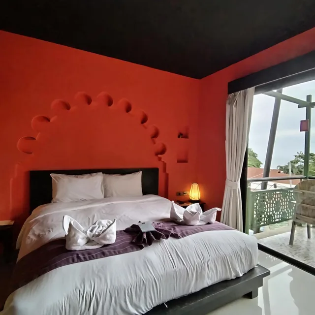 غرفة ديلوكس بسرير مزدوج بإطلالة على البحر، Bhundhari Chaweng Beach Resort 1/10