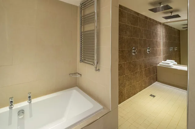 جناح رئاسي بسرير كينج، DoubleTree by Hilton Hotel & Spa Chester 8/10