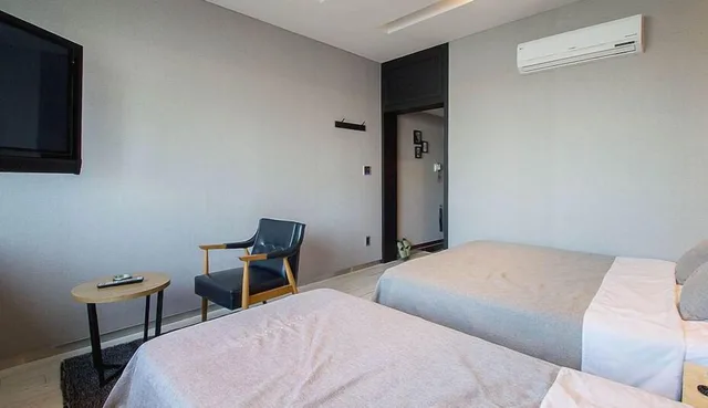 غرفة بسرير مزدوج وسرير فردي، Jk Hotel 7/10