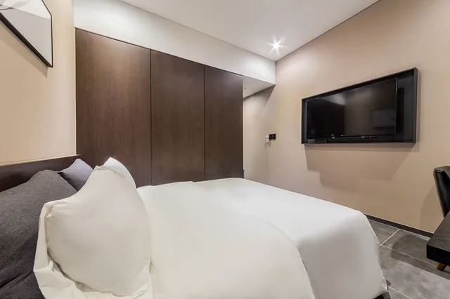 Premier, Queen Bed, No Parking، Pyeongtaek Stay Hotel 3/5
