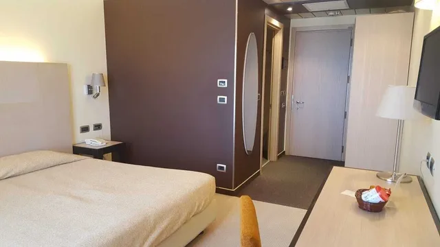 غرفة بزنس بسرير مزدوج، Grand Hotel Olimpo 1/2