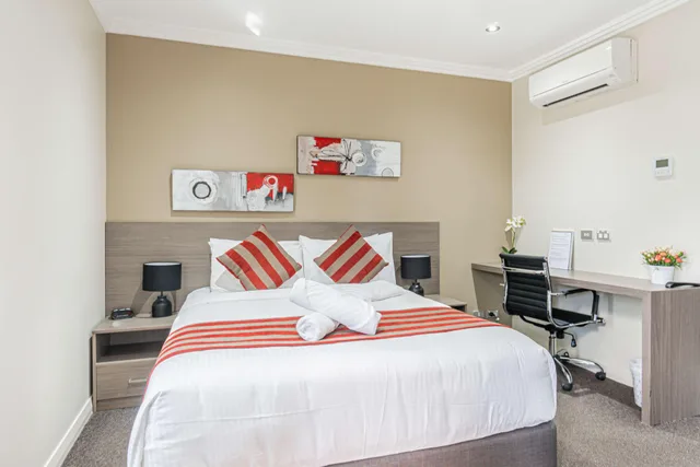 غرفة ديلوكس بسرير كوين، Best Western Plus Camperdown Suites 1/3