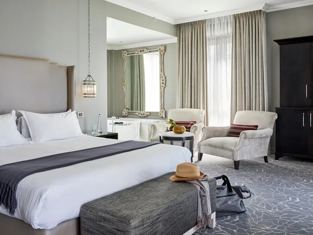 غرفة بريميوم بسرير مزدوج أو سريرين منفصلين بإطلالة على الجبل، Queen Victoria Hotel & Manor House 2/10