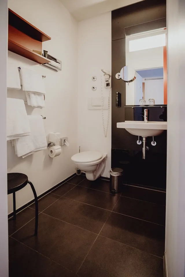غرفة كلاسيكية مفردة بسرير فردي، art & business hotel Nurnberg 6/8