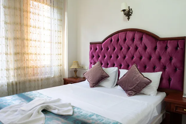 غرفة عائلية بسرير كوين وسريرين فرديين، Atam Suites Apart 1/10