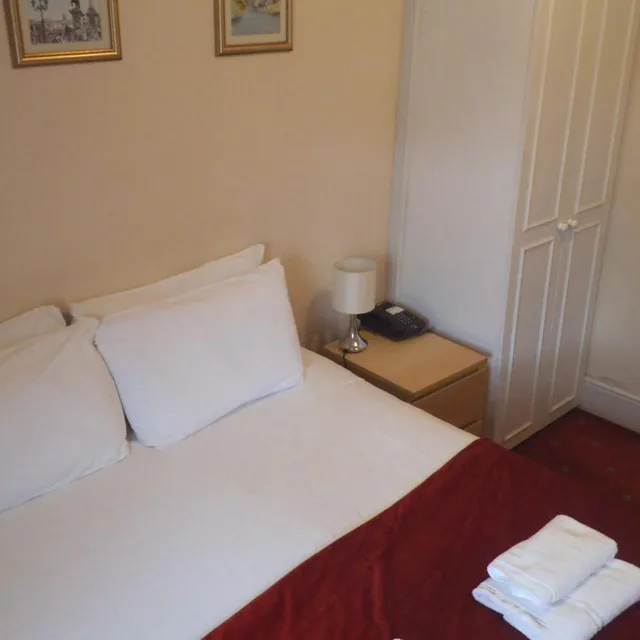 غرفة ثلاثية، Arran House Hotel 10/10