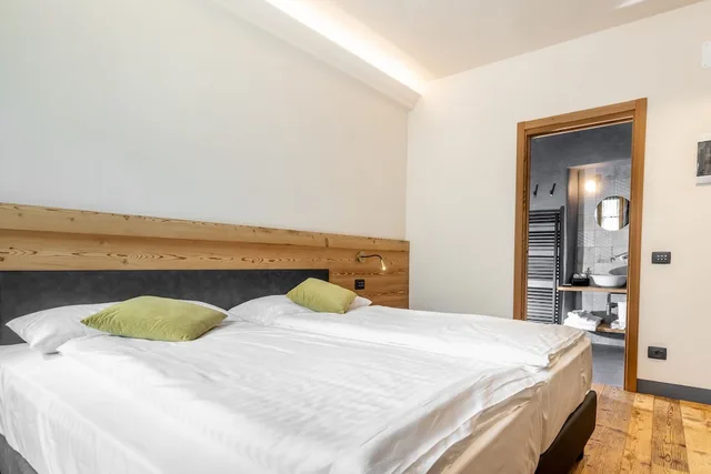 غرفة فاخرة بسرير كوين وسرير فردي، Curt di Clement Eco Mobility Hotel 1/4