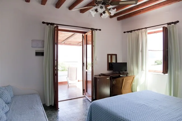 غرفة ثلاثية بثلاثة أسرّة بشرفة، Hotel Cincotta 1/7