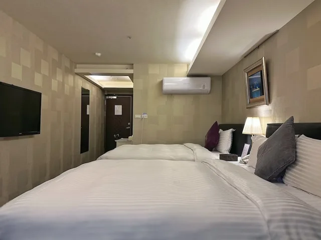 غرفة سوبيريور رباعية بسريرين كوين، If Inn 8/10
