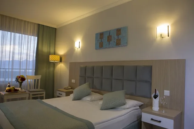 غرفة قياسية بسرير مزدوج، Adonis Hotel 2/5
