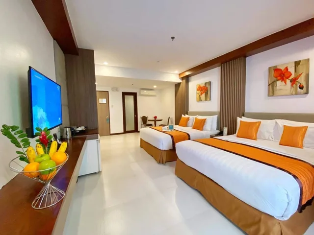 غرفة سوبيريور رباعية بسريرين كوين، Jonys Beach Resort 1/3