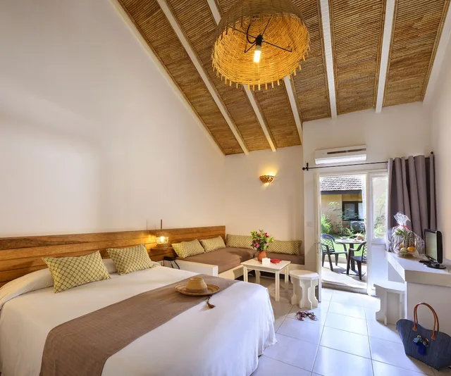 غرفة كلوب بسرير كوين بإطلالة على الحديقة بشرفة، Le Saly Hotel Et Hotel Club Les Filaos 1/3