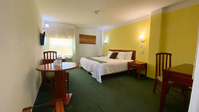 Room, King Bed, Enterprise Inn Poliforum Ex Mision Leon 3/7