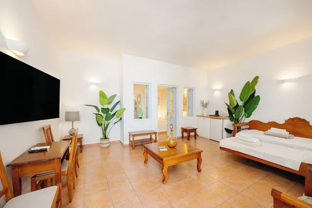 جناح عائلي بسرير مزدوج وسريرين منفصلين، Kastro Suites 8/10