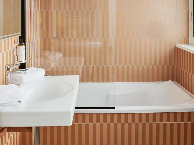 Classic, Multiple Beds, City View، Mercure St Raphael Centre Plage 5/6