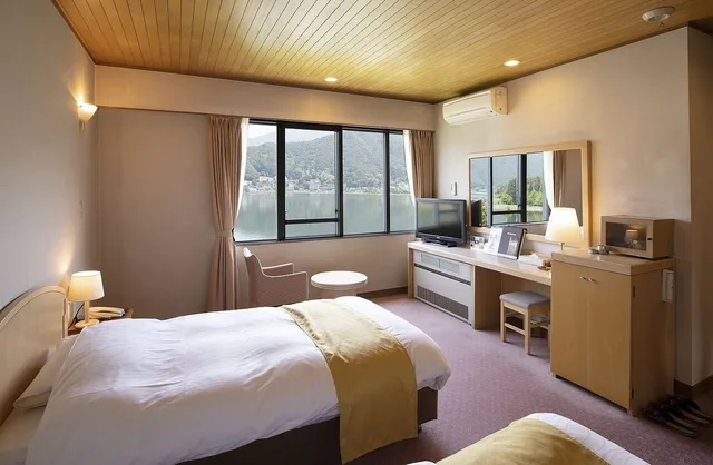 Room, Twin Beds, Lake View, West Wing, Fuji Lake Hotel 1/1
