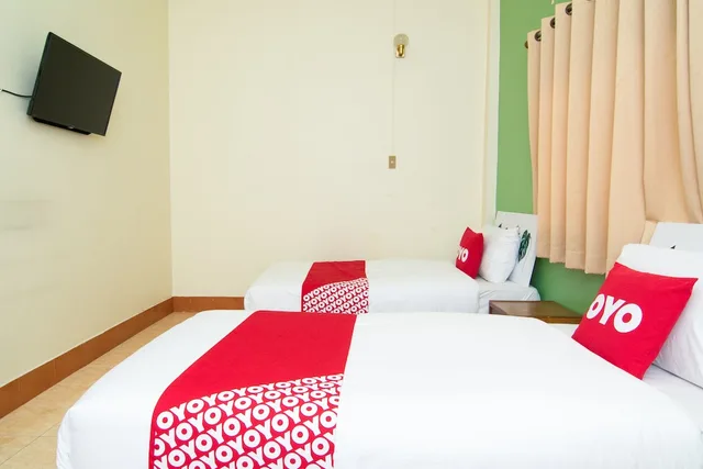 غرفة ديلوكس بسريرين منفصلين، OYO 534 Phasuk Hotel 1/5