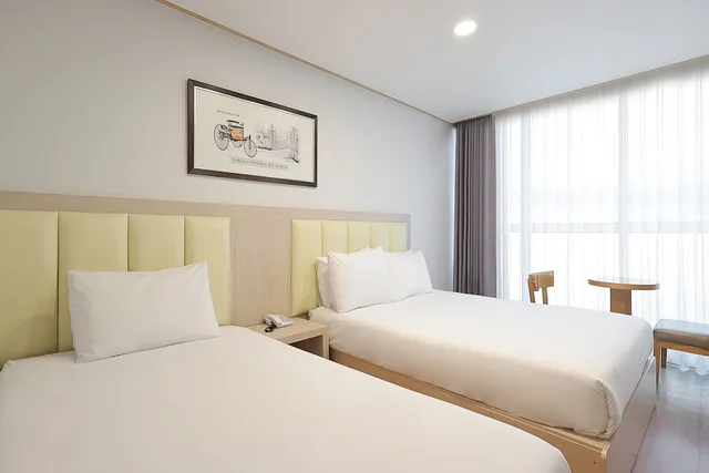 غرفة عائلية مفردة بسرير مزدوج، Shin Shin Hotel Jeju City 4/6