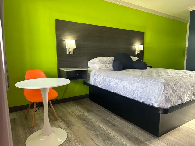 غرفة بسرير كوين، Signature Inn Winnemucca 2/3