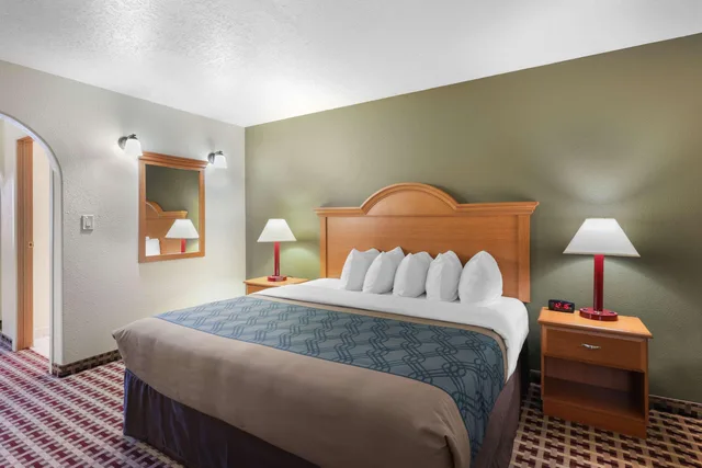 غرفة بسرير مزدوج، Econo Lodge Inn & Suites Socorro NM 2/5