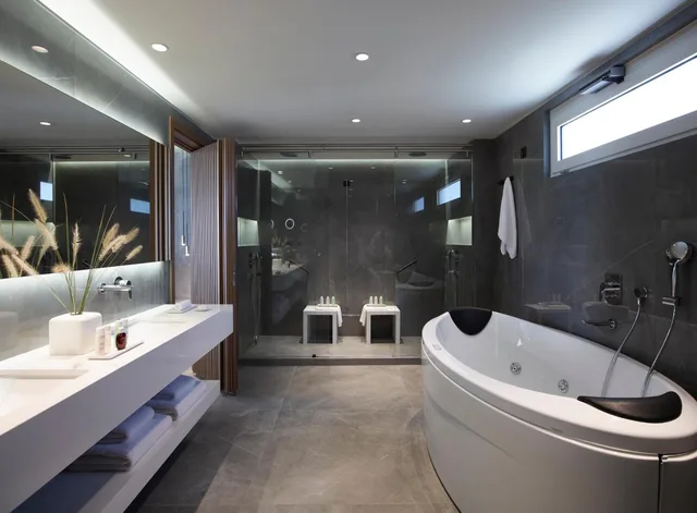 Suite, Sea View, Neptune Luxury Resort 2/2